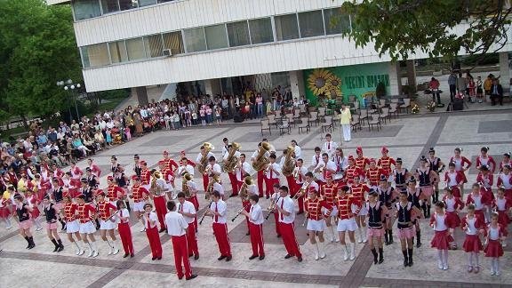 Младежки духов оркестър