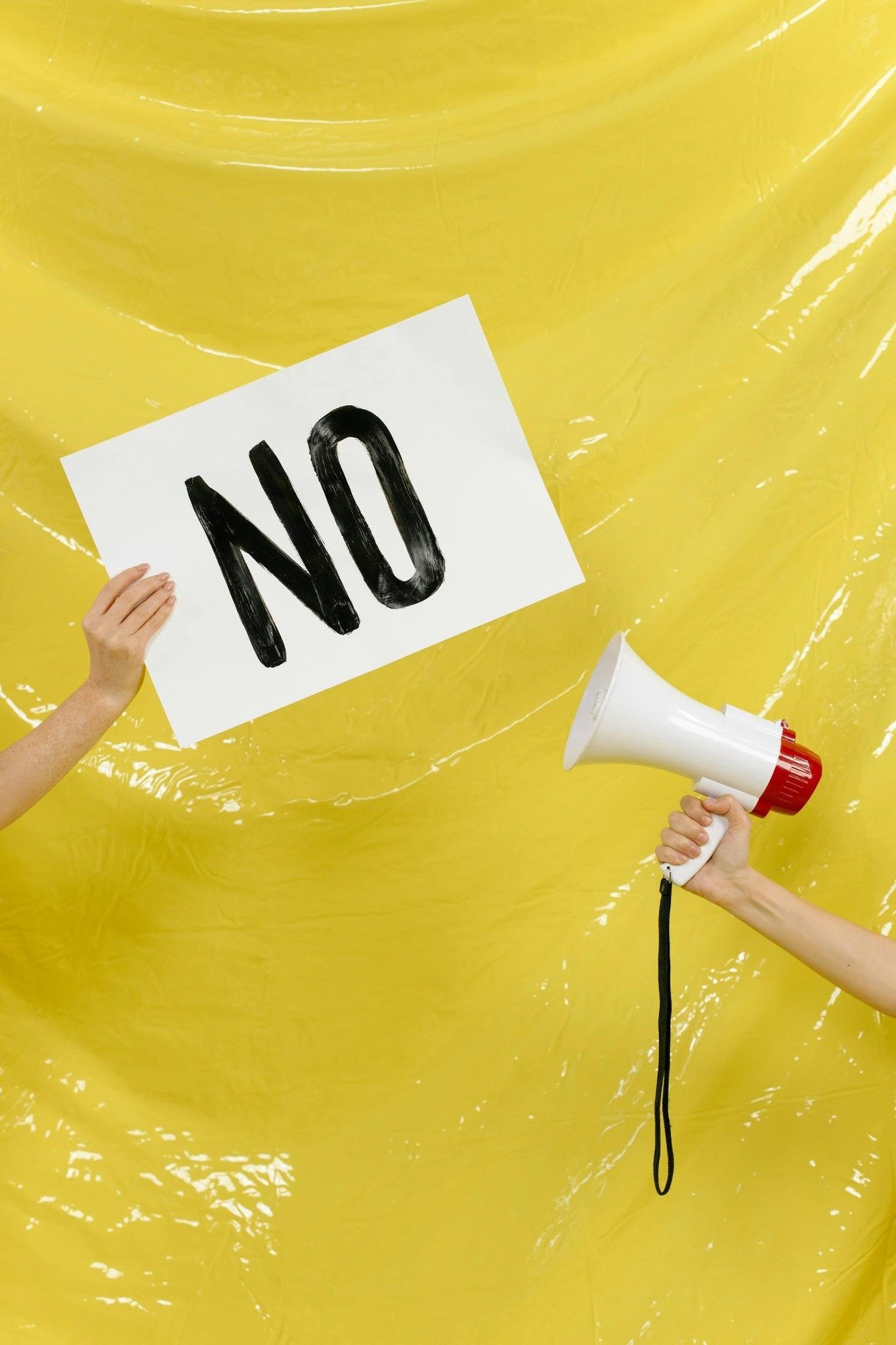 Психология на слуховете, дезинформацията и живота в свят на прекалено много информация - Психолог Диана Балканджиева