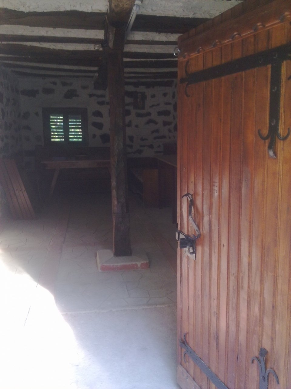 вила ЛАКАТНИК