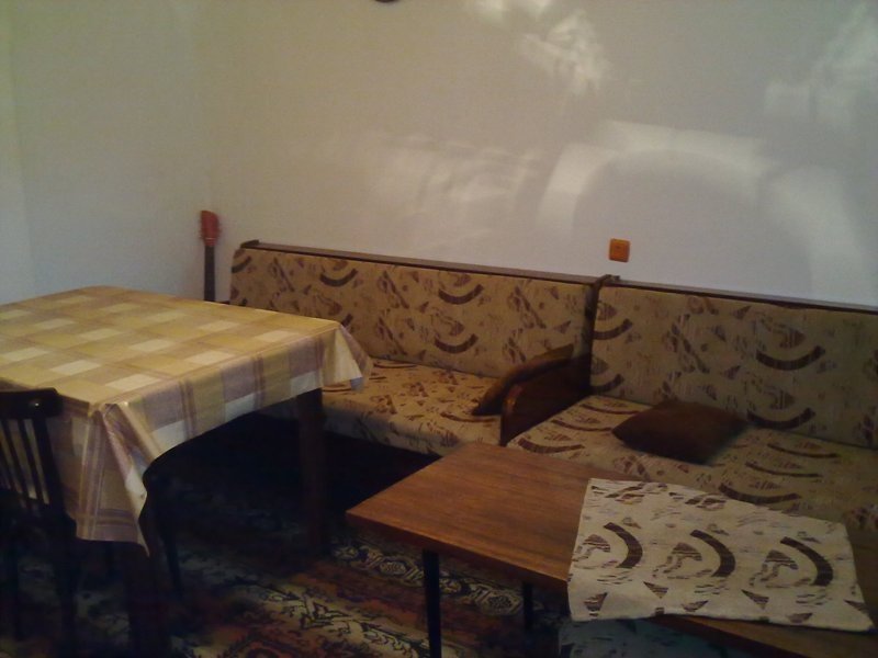 вила ЛАКАТНИК