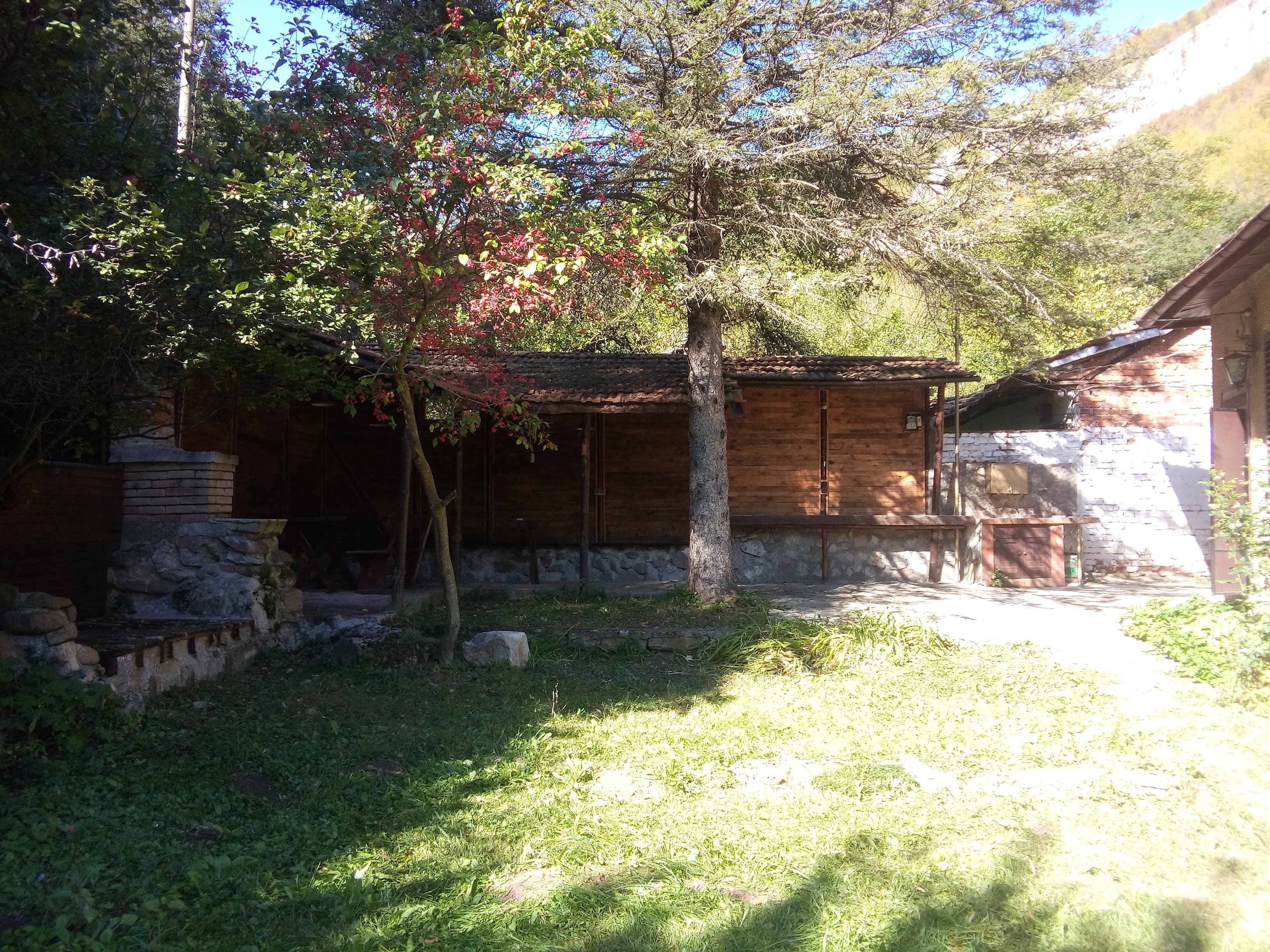вила ЛАКАТНИК