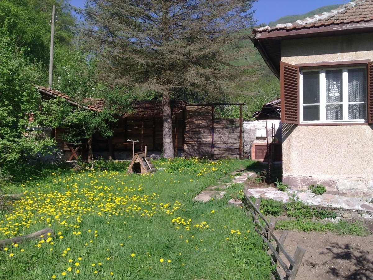 вила ЛАКАТНИК