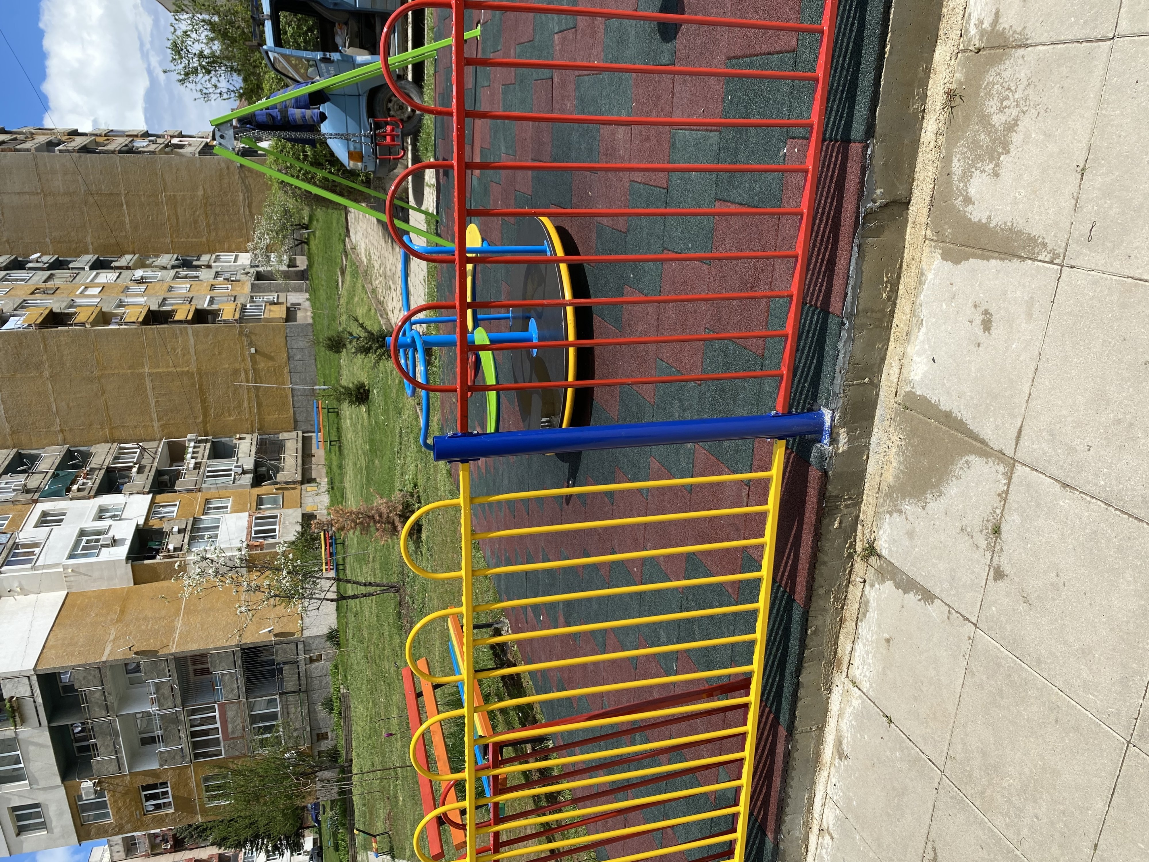 ЗА ДЕТСКИ ПЛОЩАДКИ