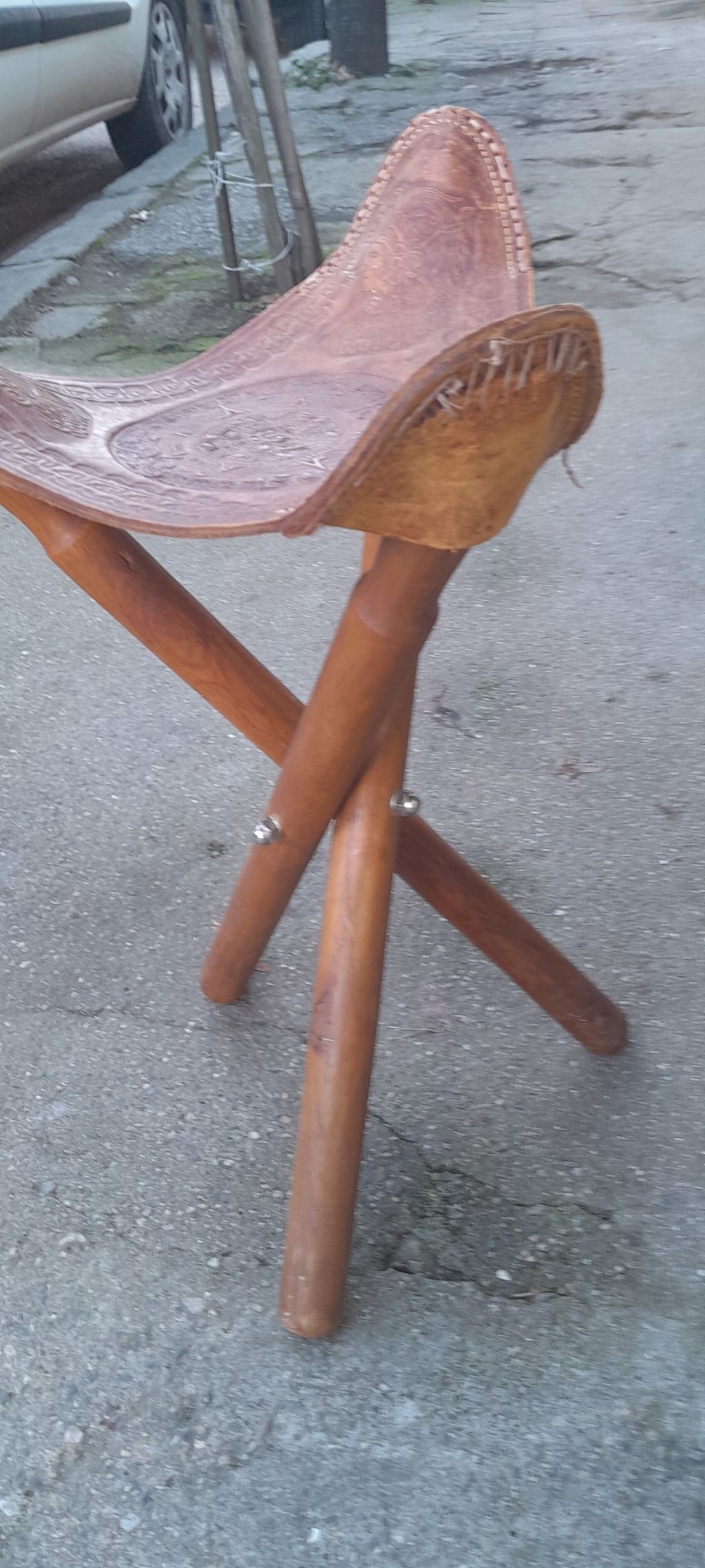 Холни и помощни маси