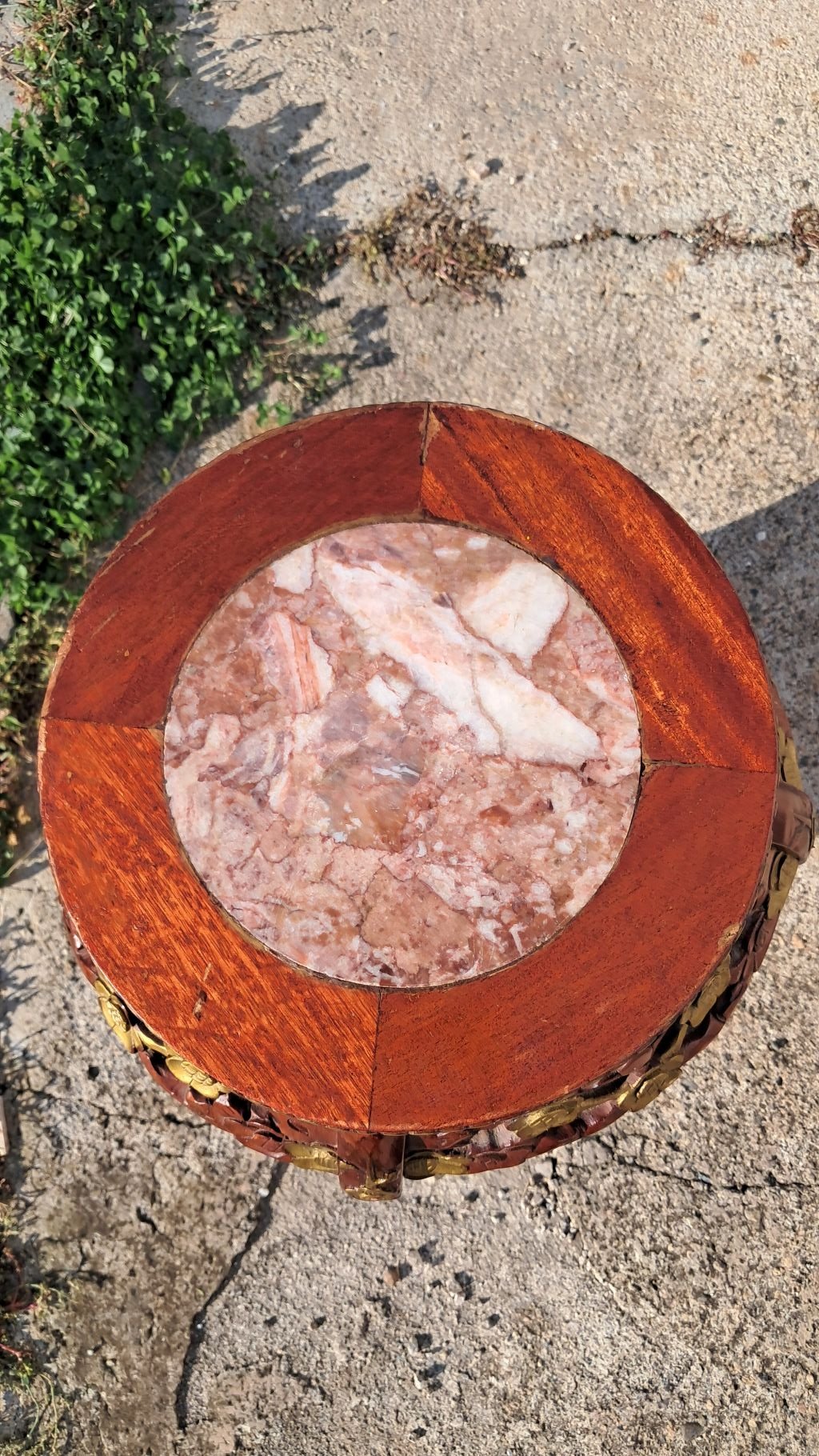 Холни и помощни маси