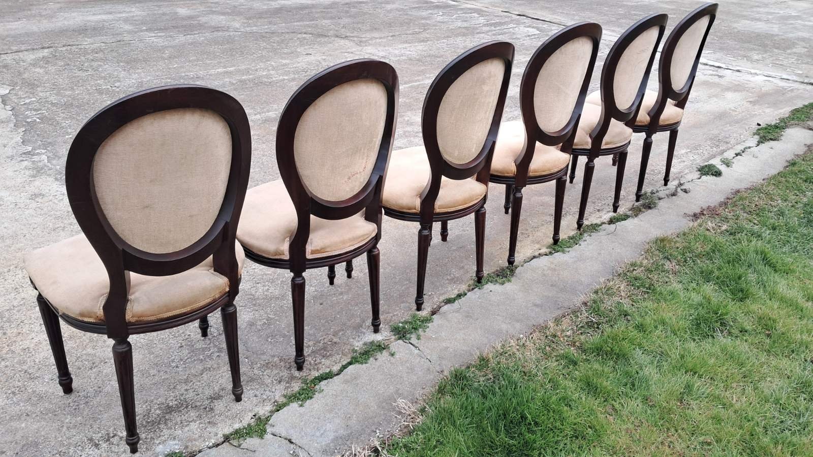 трапезни столове